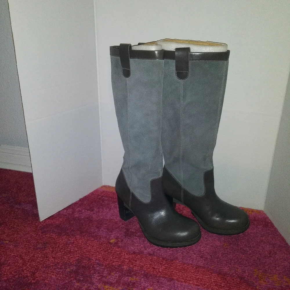 Dr.Marten's "Josie" Boot - Picture 3 of 12